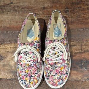 Vans Floral Print Women's Skate Sneakers